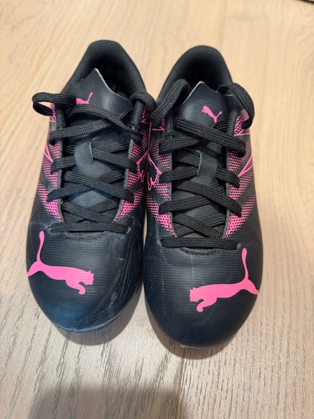 Puma Black Cleats kids